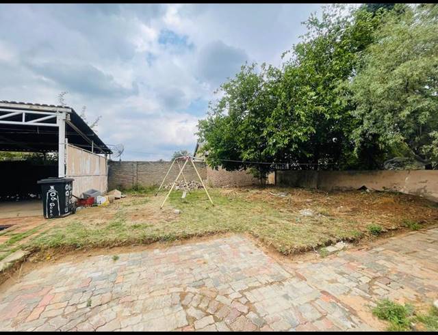 6 BEDROOM HOUSE FOR SALE IN GERMISTON STATION